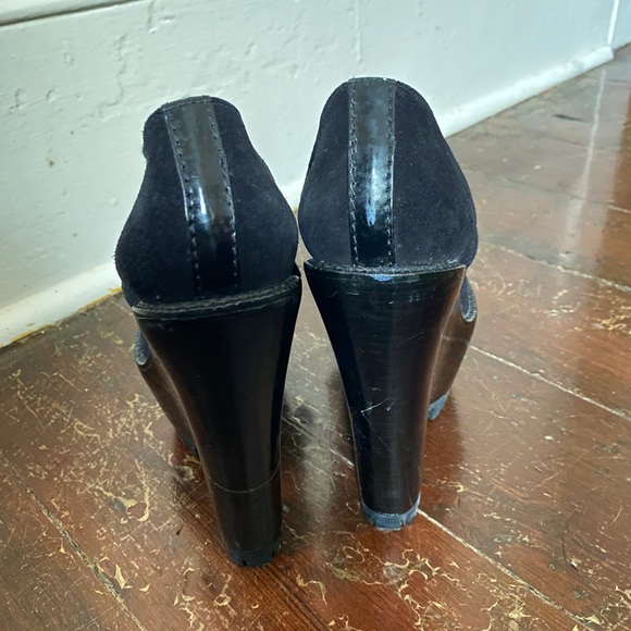 Burberry Prorsum Black Suede platforms silver loops/patent leather details - Picture 8 of 15